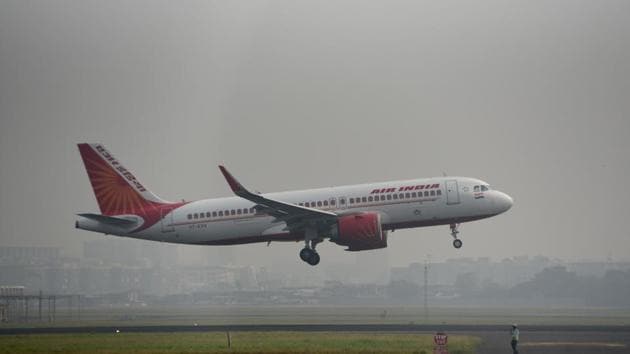 Air India employees are in the process to deciding to either take the NCLT route to recover their dues or declare a general strike to put pressure on the government from privatising the national carrier.(Satyabrata Tripathy/HT Photo) Air India employees are in the process to deciding to either take the NCLT route to recover their dues or declare a general strike to put pressure on the government from privatising the national carrier.(Satyabrata Tripathy/HT Photo)