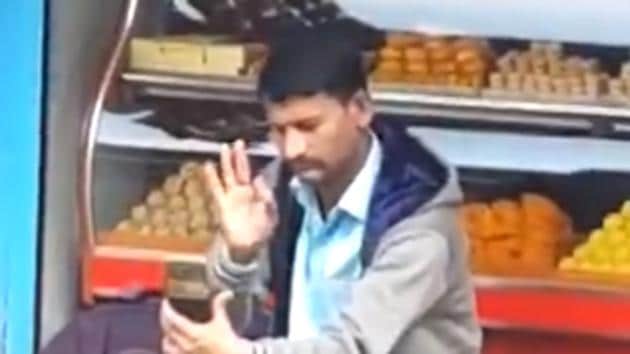 Anand Mahindra posted a video that shows a differently abled man using sign-language to communicate with someone over video chat.(Twitter/Anand Mahindra)