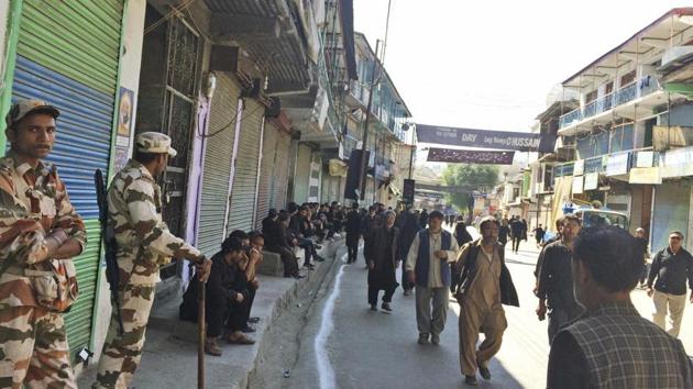 In this Sept. 9, 2019, photo, security forces stand guard in Kargil. Mobile servioces have been restored in the district. (AP) In this Sept. 9, 2019, photo, security forces stand guard in Kargil. Mobile servioces have been restored in the district. (AP)