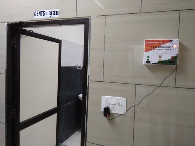 An online feedback device installed outside a washroom near Rakhbagh in Ludhiana.(Harsimar Pal Singh/Hindustan Times)