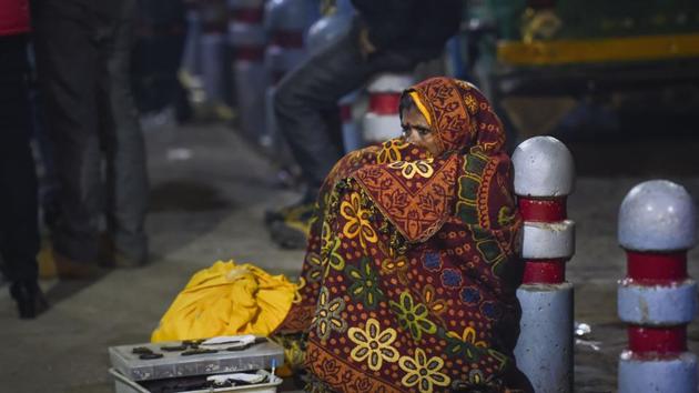 Woman wearing warm clothes to protect themselves from cold waves in New Delhi on Saturday, Dec. 28, 2019. (PTI Photo) Woman wearing warm clothes to protect themselves from cold waves in New Delhi on Saturday, Dec. 28, 2019. (PTI Photo)
