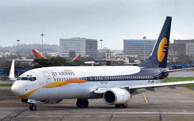 Creditors are seeking fresh bids for Jet Airways after earlier getting interest from only a single company, Synergy Group Corp.(Mint File)