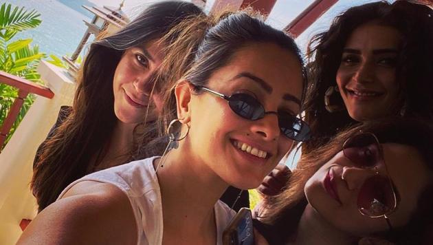 In a viral video, Anita Hassanandani, Karishma Tanna and Ridhima Pandit were seen doing the naagin dance in a swimming pool. In a viral video, Anita Hassanandani, Karishma Tanna and Ridhima Pandit were seen doing the naagin dance in a swimming pool.