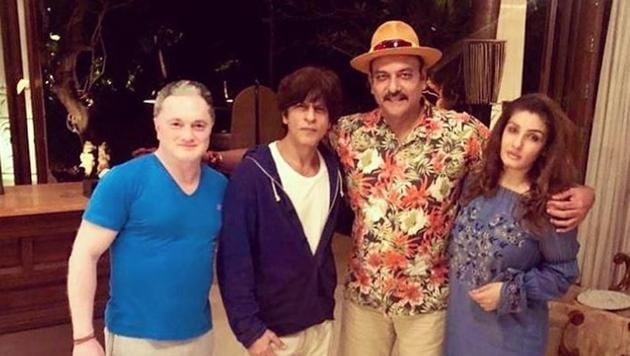 Ravi Shastri posts photo with Shah Rukh Khan, gets champagne New Year wish  from Michael Vaughan