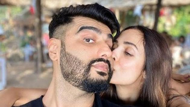 Arjun Kapoor and Malaika Arora wishes their fans on the new year. Arjun Kapoor and Malaika Arora wishes their fans on the new year.