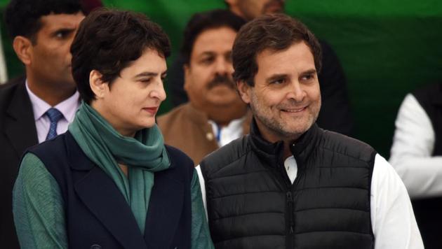 Congress leaders Rahul Gandhi and Priyanka Gandhi Vadra during the sit in dharna against CAA and NRC, outside Rajghat, in New Delhi, on 23 December.(HT PHOTO)