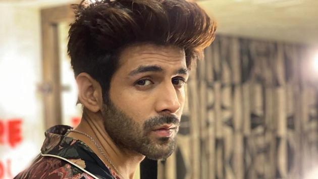 Pin de Aakash Verma en Hair style kartik aaryan