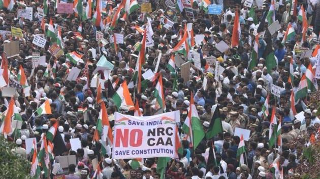 With the crowds swelling at Dharna Chowk in Hyderabad, it became difficult for the police to control the mob. They were forced to open the gates of the adjacent NTR stadium, which was filled with protestors within minutes on Saturday.(HT PHOTO.)