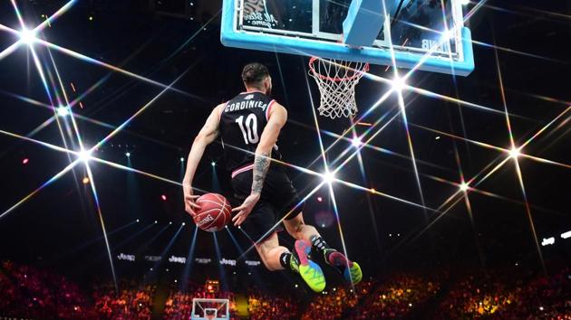 All Star France French Isaia Cordinier tries to score during a match between “All Star France” and “All Star World” as part of the 34th edition of the All Star Game LNB basketball event at the AccorHotels Arena in Paris, France. (Martin Bureau / AFP) All Star France French Isaia Cordinier tries to score during a match between “All Star France” and “All Star World” as part of the 34th edition of the All Star Game LNB basketball event at the AccorHotels Arena in Paris, France. (Martin Bureau / AFP)