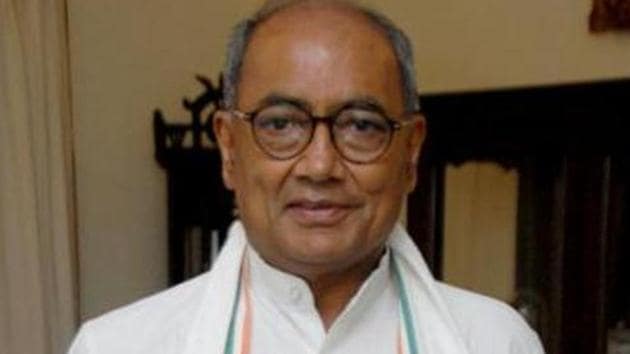 Digvijaya Singh says Shankaracharya Swami Swaroopanand Saraswati’s Ramalaya trust should be given the task of Ram Temple construction at Ayodhya.(HT Photo) Digvijaya Singh says Shankaracharya Swami Swaroopanand Saraswati’s Ramalaya trust should be given the task of Ram Temple construction at Ayodhya.(HT Photo)
