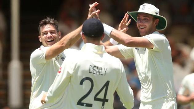 England's James Anderson celebrates with Stuart Broad after taking the wicket of South Africa's Faf du Plessis.(REUTERS)