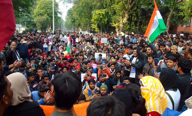 AMU students taking out Tiranga Yatra on Monday. (HT) AMU students taking out Tiranga Yatra on Monday. (HT)