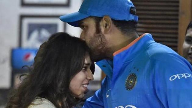 India's captain Rohit Sharma with his wife Ritika Sajdeh.(PTI)