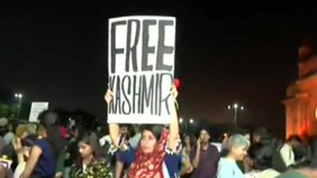 The placard held up by Mehak Mirza Prabhu has been at the centre of the Bharatiya Janata Party’s attacks targeting the Shiv Sena-led government in Maharashtra. (ANI / Twitter) The placard held up by Mehak Mirza Prabhu has been at the centre of the Bharatiya Janata Party’s attacks targeting the Shiv Sena-led government in Maharashtra. (ANI / Twitter)