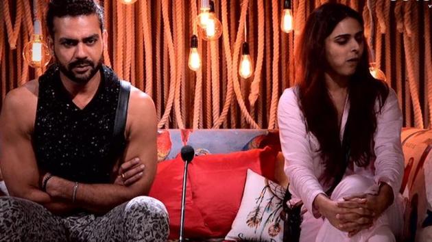 Bigg Boss 13: Vishal Aditya Singh and Madhurima Tuli went to the confession room after their ugly fight.