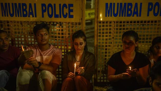 Late on Sunday night, students, teachers, researchers, celebrities, activists and citizens took to the streets in Mumbai, condemning the attack inside JNU. There were flash protests at the Indian Institute of Technology Bombay (IIT-B) and at around 11 pm, a candlelight vigil was announced at Gateway. (Anshuman Poyrekar / HT Photo) Late on Sunday night, students, teachers, researchers, celebrities, activists and citizens took to the streets in Mumbai, condemning the attack inside JNU. There were flash protests at the Indian Institute of Technology Bombay (IIT-B) and at around 11 pm, a candlelight vigil was announced at Gateway. (Anshuman Poyrekar / HT Photo)