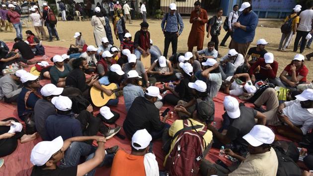 Students during the sit-in protest at Azad Maidan. “Our two-day protests have sent the required message across the country on our resistance towards the current situation in the country. It is unprecedented that we were able to occupy Gateway for 40 hours and we were successful,” the organisers of the protest said in a statement. However, they said they will continue the protests at other locations in the city. (Anshuman Poyrekar / HT Photo) Students during the sit-in protest at Azad Maidan. “Our two-day protests have sent the required message across the country on our resistance towards the current situation in the country. It is unprecedented that we were able to occupy Gateway for 40 hours and we were successful,” the organisers of the protest said in a statement. However, they said they will continue the protests at other locations in the city. (Anshuman Poyrekar / HT Photo)