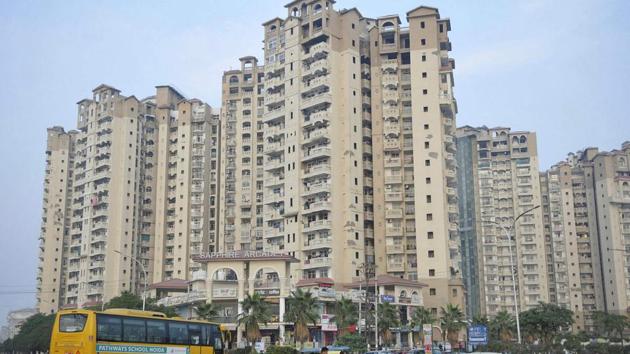Amrapali investors, who have all documents ready and stamp papers ready can get their apartment registry done on any working day at the Sector 33 office. (HT Photo) Amrapali investors, who have all documents ready and stamp papers ready can get their apartment registry done on any working day at the Sector 33 office. (HT Photo)