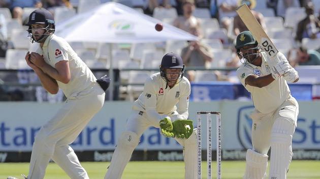 South African Vernon Philander plays a shot while England's wicketkeeper Jos Buttler, center, looks on(AP)