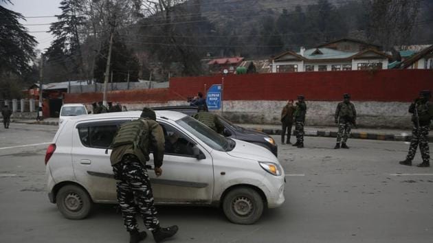 Restrictions were imposed in the Kashmir valley after abrogation of Article 370 on August 5, 2019.(AP Photo)