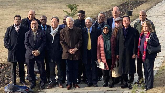 15 Foreign envoy poses for a photograph on the banks of Dal Lake during their visit to Srinagar on January 9, 2020.(ANI Photo)