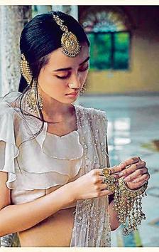 Lohri is that time when you can also make your jewellery grab all the attention. So in case you want your gold jewellery to be on display, pick a simple ruffled sari in off-white shade and team it with mangtikas and earrings. Also dangler bracelets are something you can’t miss out on this season. (INSTAGRAM)