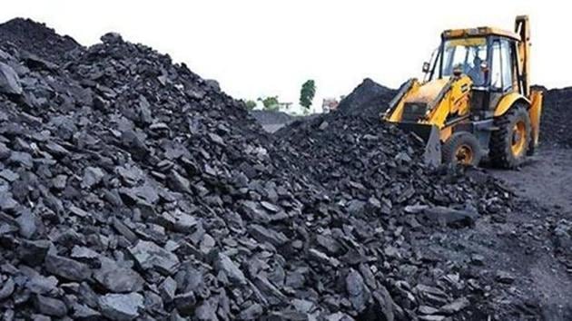 The ordinance allows coal mining by any company present in sectors other than steel and power, and does away with the captive end-use criteria.(HT File Photo)