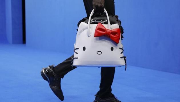 Balenciaga Hello Kitty - For Sale on 1stDibs | hello kitty balenciaga,  balenciaga hello kitty bag, balenciaga hello kitty purse