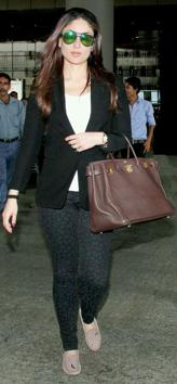 Earlier she has been seen carrying a dark brown Hermès Birkin Togo 35 cm which retails for $11,900 or approximately Rs. 8.5 lakh. (INSTAGRAM) Earlier she has been seen carrying a dark brown Hermès Birkin Togo 35 cm which retails for $11,900 or approximately Rs. 8.5 lakh. (INSTAGRAM)