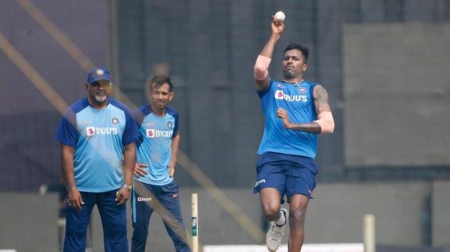 Hardik Pandya bowls in the nets. (Twitter/BCCI) Hardik Pandya bowls in the nets. (Twitter/BCCI)