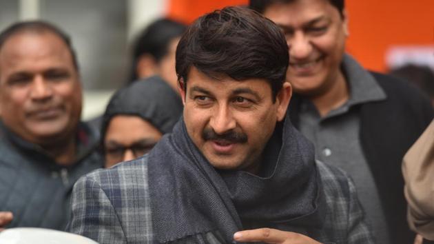 Delhi BJP President Manoj Tiwari ahead of a press conference on Delhi assembly elections, outside Delhi BJP office in New Delhi, on January 7. (Sanchit Khanna/HT Photo) Delhi BJP President Manoj Tiwari ahead of a press conference on Delhi assembly elections, outside Delhi BJP office in New Delhi, on January 7. (Sanchit Khanna/HT Photo)