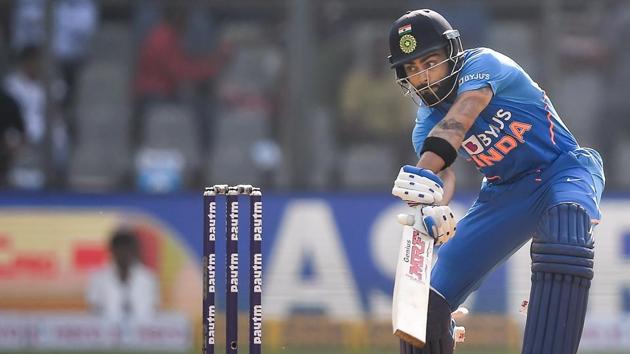 Indian batsman Virat Kohli plays a shot.(PTI)