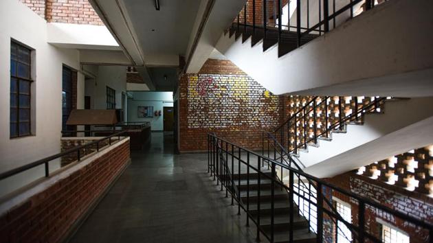 An inside view of the teaching block. JNUTA members also met the officials at the HRD ministry on Friday afternoon. “We placed our perspective on why the removal of the VC is imperative. JNUTA presented a dossier on the misgovernance under Professor M Jagadesh Kumar’s Vice-Chancellorship and explained how the incidents of January 5, 2020, are the culmination of the long history of such misgovernance,” said JNUTA president DK Lobiyal. (Amal KS / HT Photo) An inside view of the teaching block. JNUTA members also met the officials at the HRD ministry on Friday afternoon. “We placed our perspective on why the removal of the VC is imperative. JNUTA presented a dossier on the misgovernance under Professor M Jagadesh Kumar’s Vice-Chancellorship and explained how the incidents of January 5, 2020, are the culmination of the long history of such misgovernance,” said JNUTA president DK Lobiyal. (Amal KS / HT Photo)