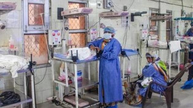 Kota: Sick children being treated at the JK Lon hospital, where at least 100 infants have died in the month of December as per reports, in Kota district, Saturday, Jan. 4, 2020 (PTI) Kota: Sick children being treated at the JK Lon hospital, where at least 100 infants have died in the month of December as per reports, in Kota district, Saturday, Jan. 4, 2020 (PTI)