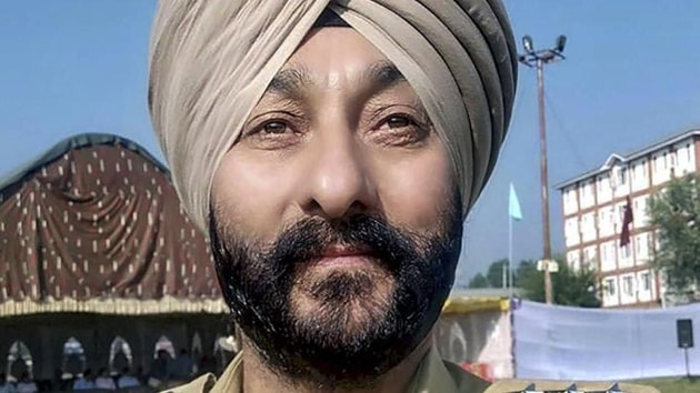 The Jammu and Kashmir administration on Wednesday “forfeited” the Sher-e-Kashmir Police Medal for Gallantry awarded to DSP Davinder Singh.(PTI Image) The Jammu and Kashmir administration on Wednesday “forfeited” the Sher-e-Kashmir Police Medal for Gallantry awarded to DSP Davinder Singh.(PTI Image)
