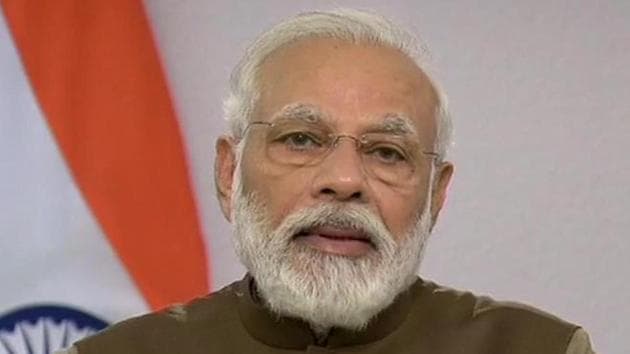 PM Modi unveiled a statue of Swami Vivekananda at IIM Kozhikode today.(Twitter/ANI)