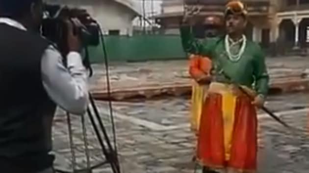 Collectively the videos have gathered lakhs of views.(Twitter/@ghulamabbasshah)