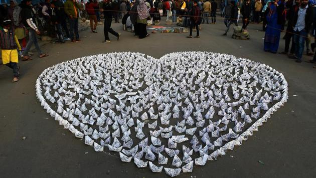 An art seen installation during a sit-in protest against CAA at Shaheen Bagh. (Biplov Bhuyan / HT Photo) An art seen installation during a sit-in protest against CAA at Shaheen Bagh. (Biplov Bhuyan / HT Photo)
