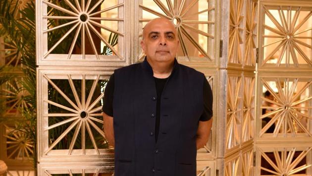 Tarun Tahiliani Tarun Tahiliani