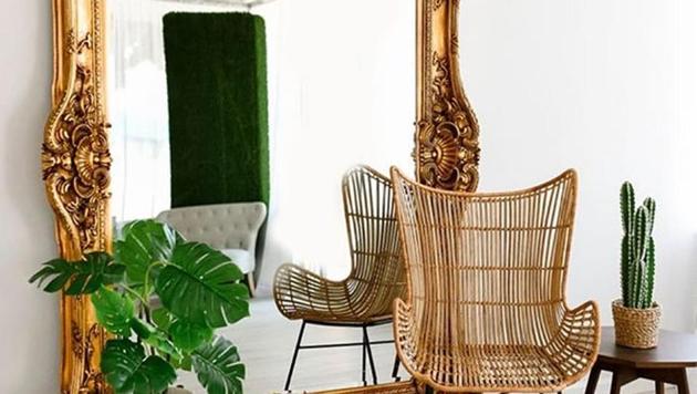 Deciphering 2020 decor trends: This year will be about biophilia, neotenic furniture, indoor plants, and natural fibers.(AlijoProps/Instagram)