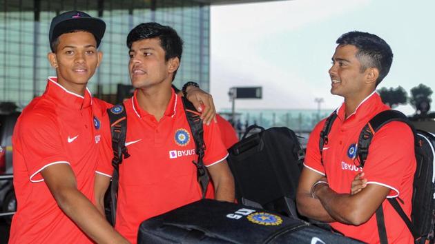 India U19 cricket team poses for a photograph before leaving, for ICC U19 Cricket World Cup 2020 in South Africa.(PTI) India U19 cricket team poses for a photograph before leaving, for ICC U19 Cricket World Cup 2020 in South Africa.(PTI)
