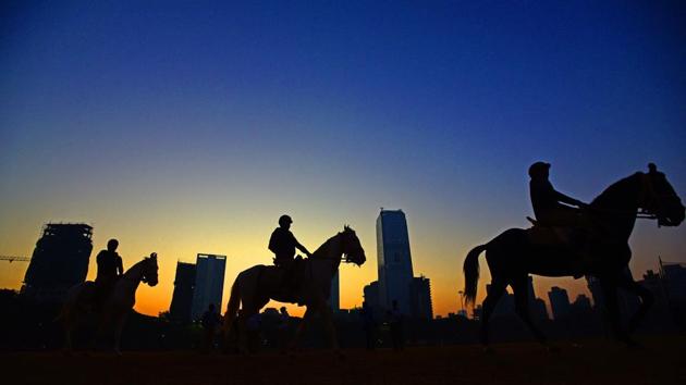 Mumbai Police personnel during the Republic Day parade rehearsal at Shivaji park. (Vijayanand Gupta/HT Photo) Mumbai Police personnel during the Republic Day parade rehearsal at Shivaji park. (Vijayanand Gupta/HT Photo)