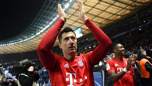 Bayern Munich's Robert Lewandowski applauds the fans after the match. (REUTERS) Bayern Munich's Robert Lewandowski applauds the fans after the match. (REUTERS)