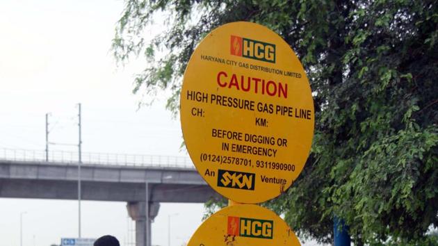 The government has roped in states to expedite projects worth about Rs 90,000 crore to directly supply piped natural gas to about 40 million households(Hindustan Times)