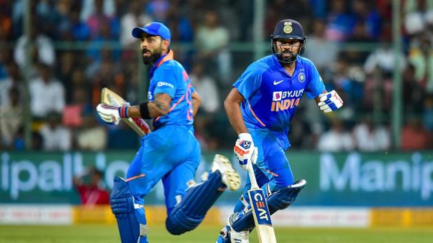 Rohit Sharma and Virat Kohli run between the wickets during the third and final ODI cricket match against Australia.(PTI) Rohit Sharma and Virat Kohli run between the wickets during the third and final ODI cricket match against Australia.(PTI)
