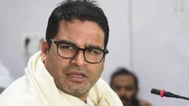 Janata Dal United) vice president Prashant Kishor was roped in by the Aam Aadmi Party (AAP)  to hone its strategy for the Delhi Assembly elections. (HT File Photo)