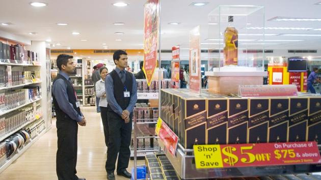 Government May Put Curbs On Sale Of Liquor Cigarettes At Duty Free Shops Latest News India Hindustan Times