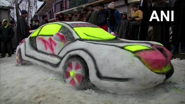 Zubair Ahmad’s ‘snow car’ created quite a stir online. (Twitter/ANI) Zubair Ahmad’s ‘snow car’ created quite a stir online. (Twitter/ANI)