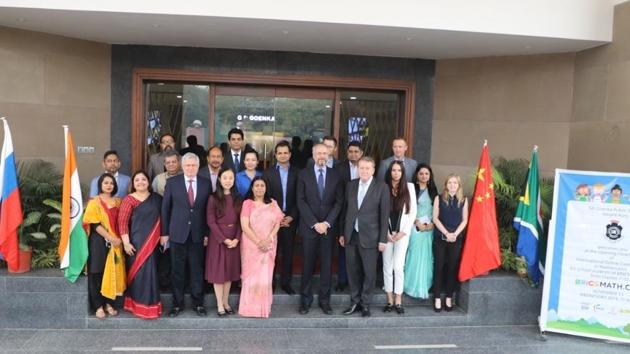 Dignitaries and school staff at the inaugural ceremony.(HT)