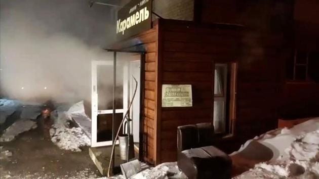 A heating pipe burst Monday in a small Russian hotel.(Reuters image)